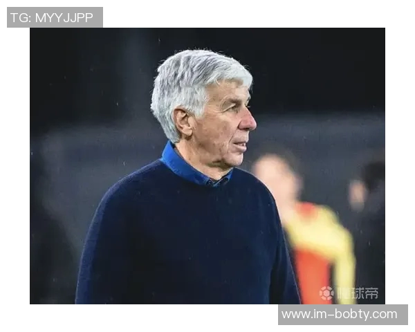 加斯佩里尼怒斥裁判遭红牌罚下球场边缘的激烈对抗引发争议